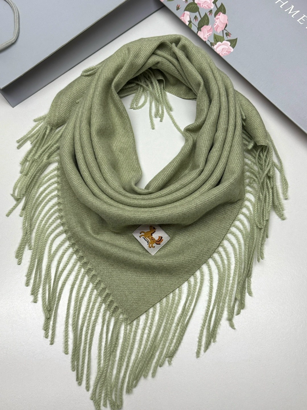 шарф платок,платок женский 100*100 см арт. 1519786,платок кашемировый,платки тёплые,платки шейный платок