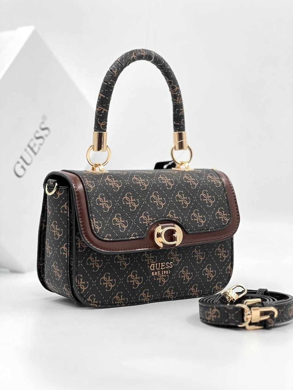 сумка guess,сумка женская guess,сумка guess черный,guess сумка на плечо,сумка кросс-боди guess