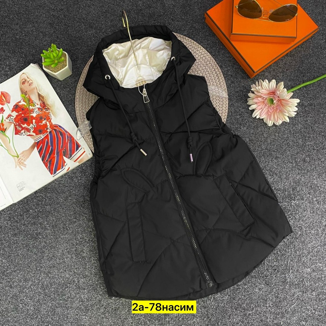 жилетка женская,женский жилет,жилетка,жилетка с капюшоном,жилет