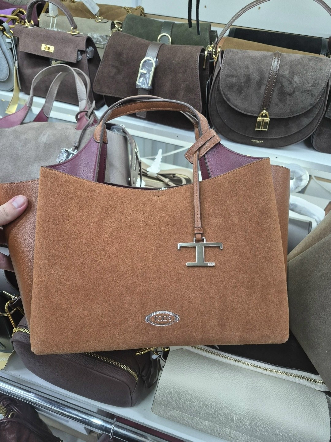 сумка tod's натуральная замша,tod's коричневая замшевая сумка тоут для женщин,брендовые сумки,замшевая сумка,сумка женская замшевая