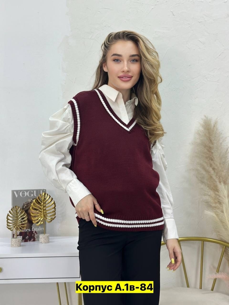 жилетка женская,бордовая жилетка,женский вязаный жилет,жилетка вязаная,жилет