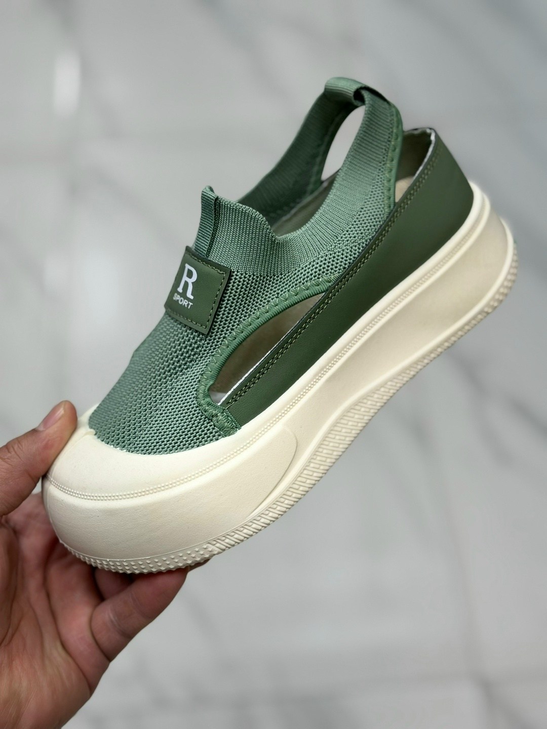 ,женская ,женские босоножки,женские кроссовки,повседневная