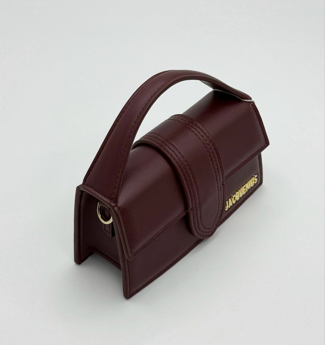 сумка jacquemus,сумка jacquemus le bambino,сумка jacquemus le chiquito,женская сумка jacquemus la bambino из натуральной кожи,сумка через плечо jacquemus