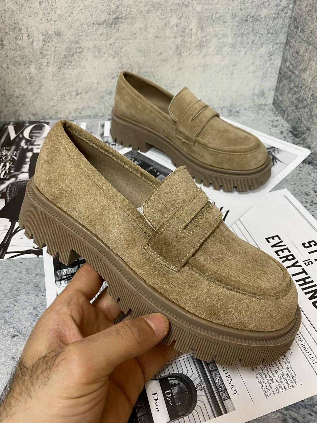 ,женские лоферы,модные лоферы,лоферы женские из натуральной замши,лоферы женские замшевые бежевые