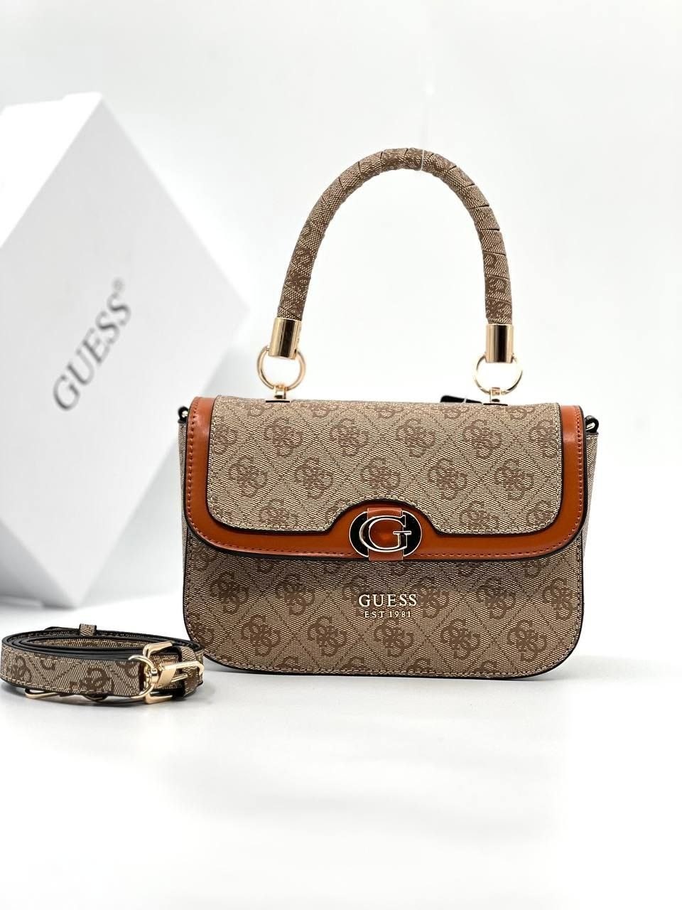 сумка guess,сумка женская guess,сумка guess черный,guess сумка на плечо,сумка кросс-боди guess