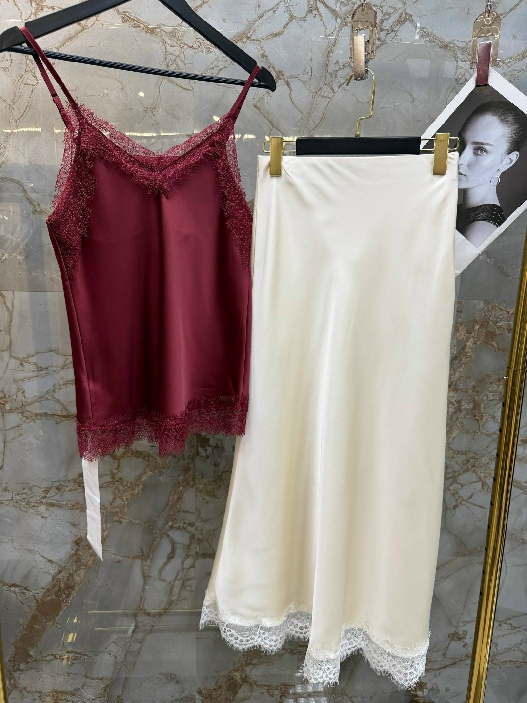 брюки с кружевом,атласный топик,топ шелковый с кружевом,,топ кружево