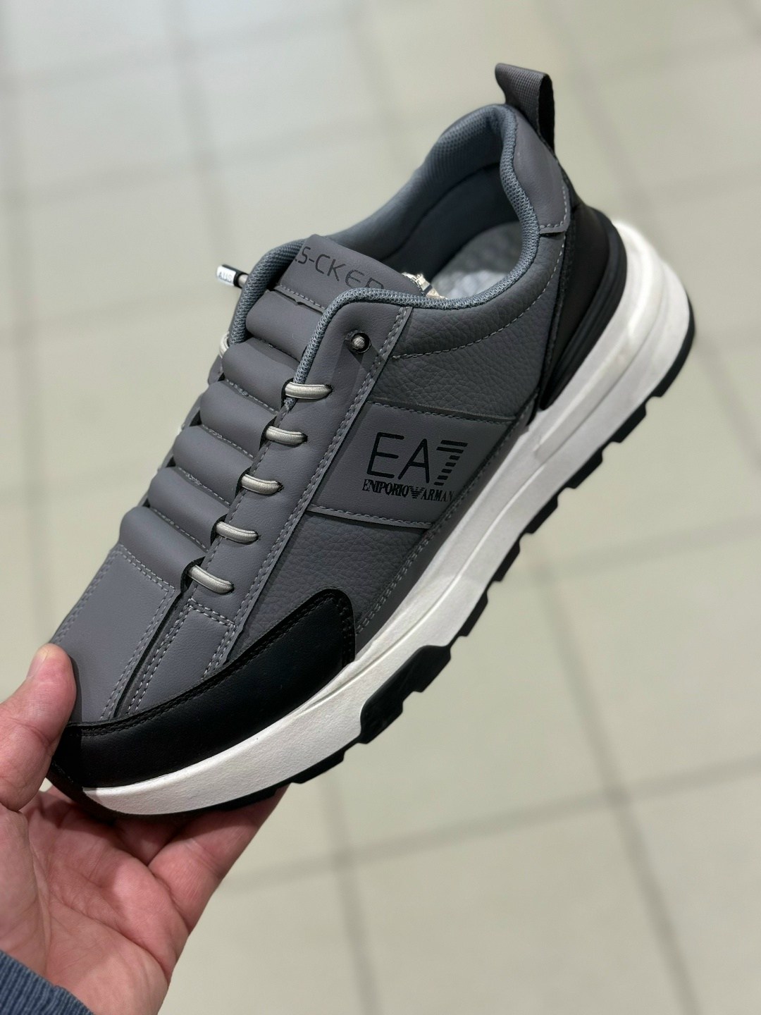 ,мужские кроссовки,кроссовки для мужчин,кроссовка мужской,кроссовка