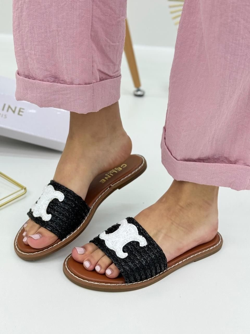 шлепанцы celine,шлепанцы женские,женские шлепки,,сандалии стильные