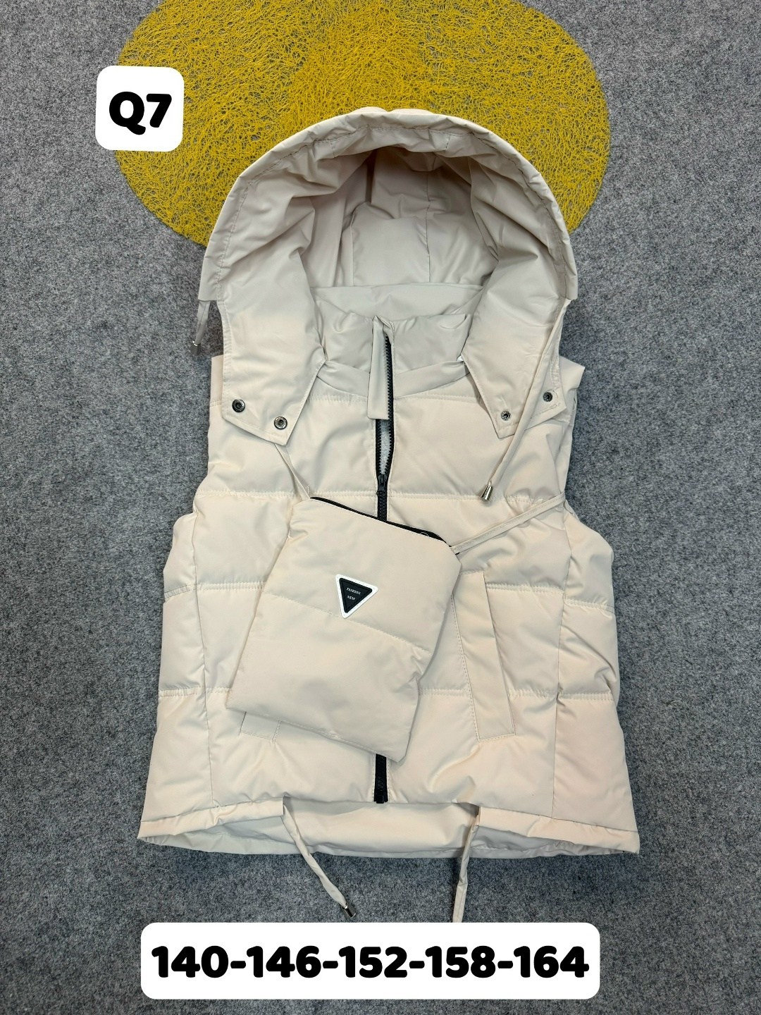 жилетка детская,жилетка,женские жилетки,жилет для девочек,жилет