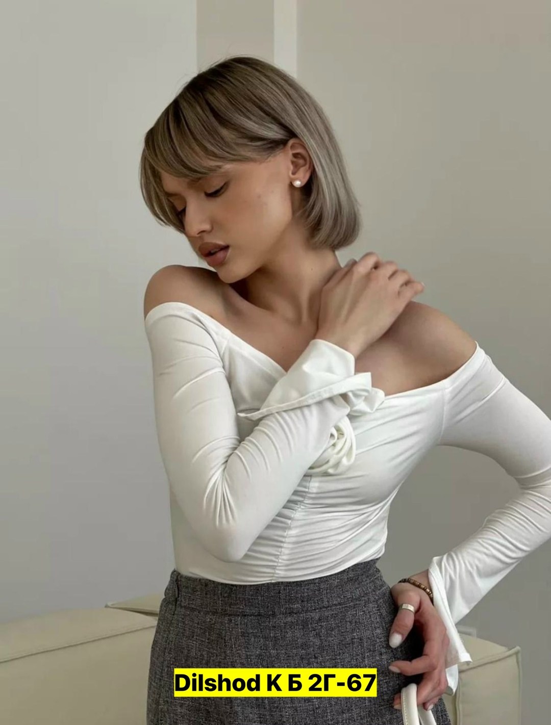 лонгслив с открытыми плечами,лонгслив emberens,лонгслив женские,кофточка,женская кофта лапша