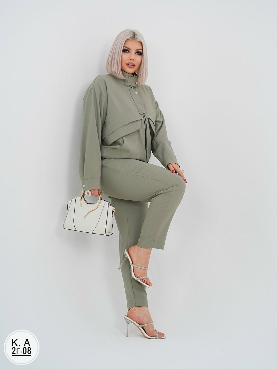 повседневный костюм,женские костюмы,женские костюмы больших размеров,костюм,костюм спорт