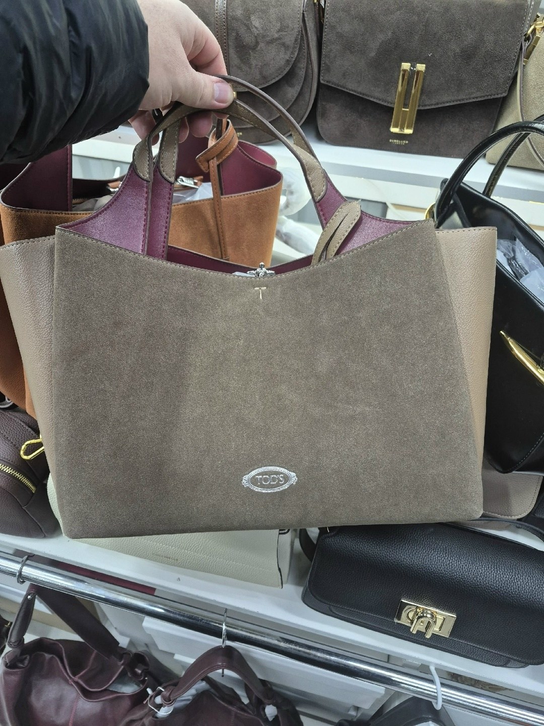 сумка tod's натуральная замша,tod's коричневая замшевая сумка тоут для женщин,брендовые сумки,замшевая сумка,сумка женская замшевая