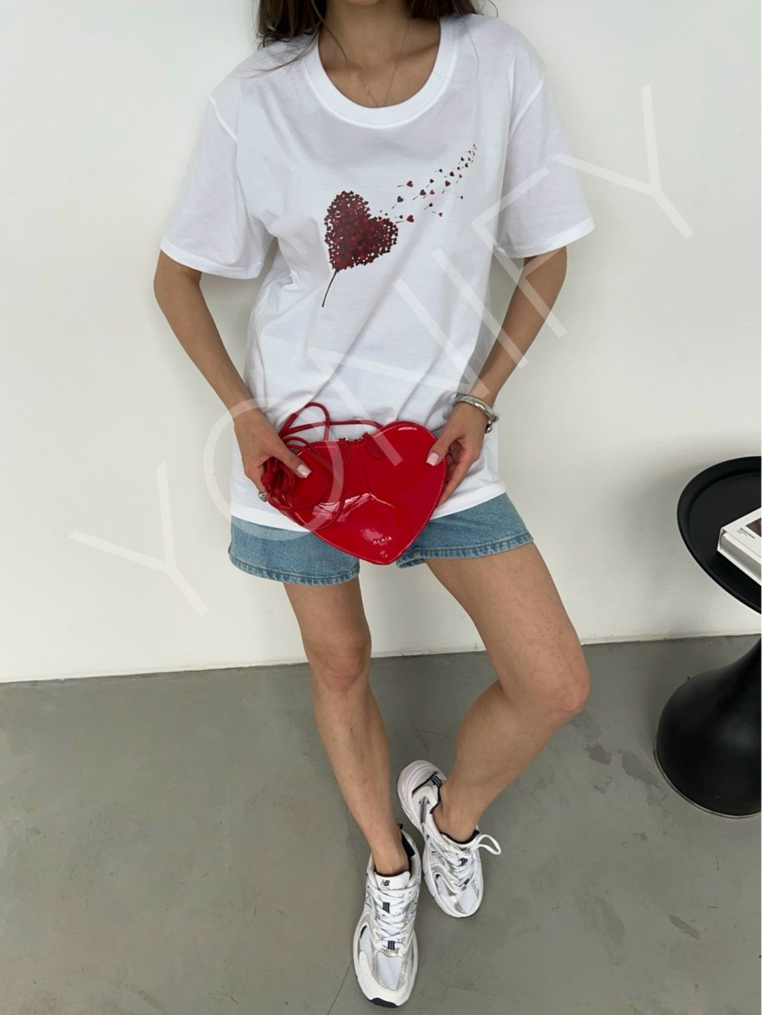 футболки женская,женская футболка оверсайз,белая футболка оверсайз,футболка оверсайз с сердцами,футболка оверсайз