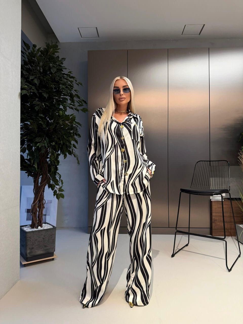 брючный костюм,брючный костюм женский,женский брючный костюм с принтом,костюм с принтом зебра,костюм с принтом