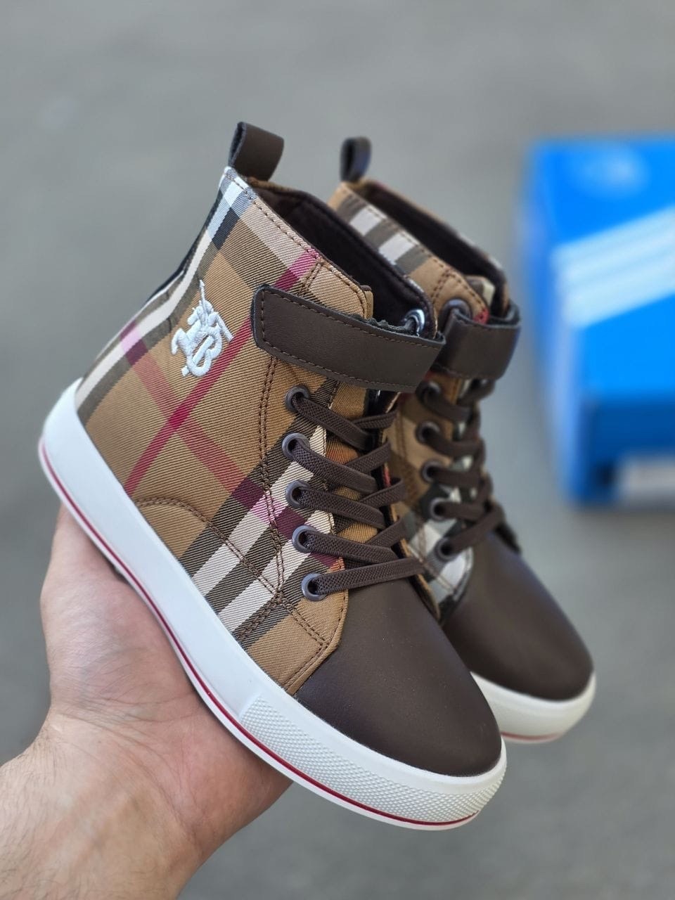 кроссовки burberry,кеды burberry,кеды берберри,,барбери детская