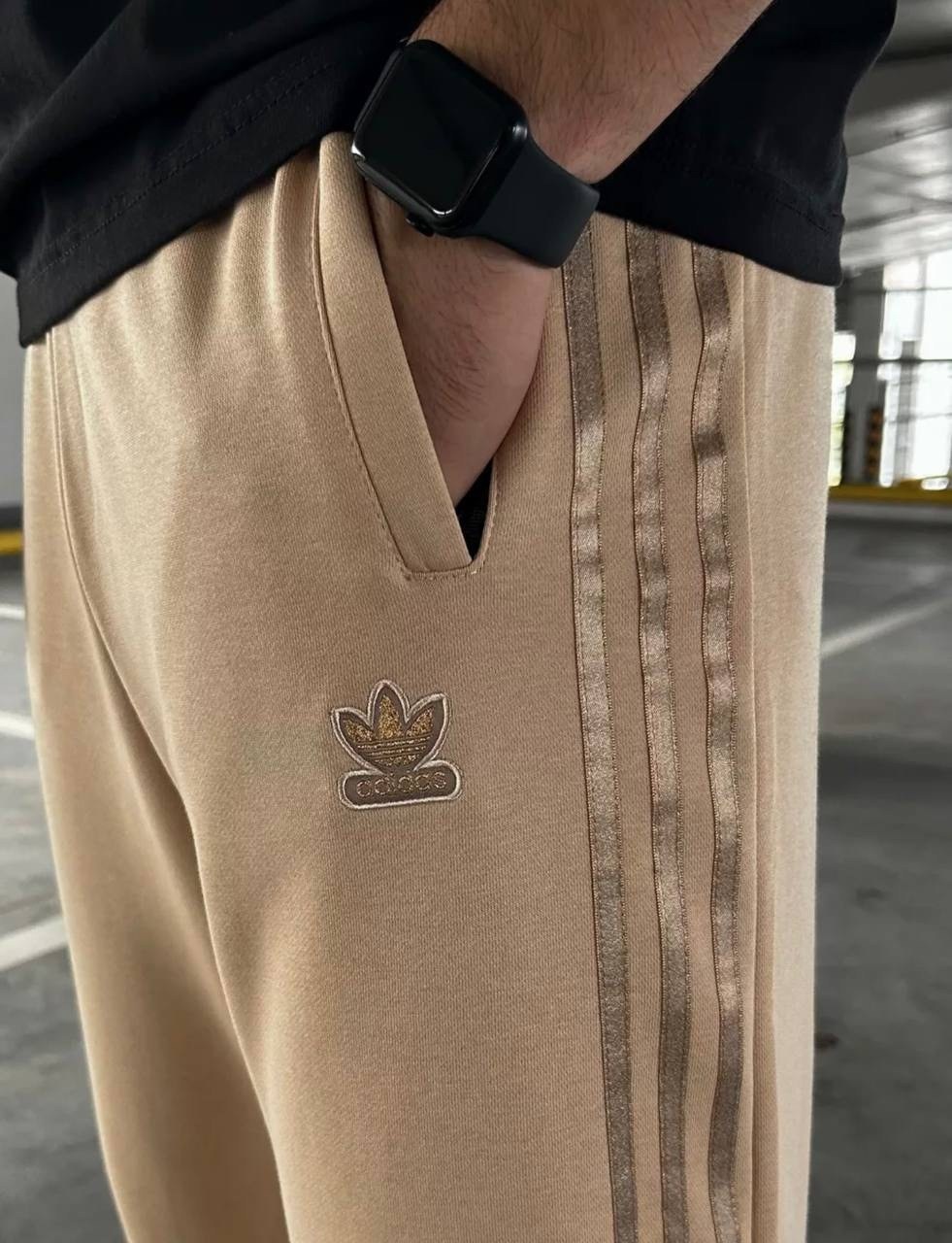 мужские спортивные штаны adidas,брюки спортивные джоггеры утепленные,брюки спортивные джоггеры,штаны адидас джоггеры с полосками,спортивные штаны джоггеры