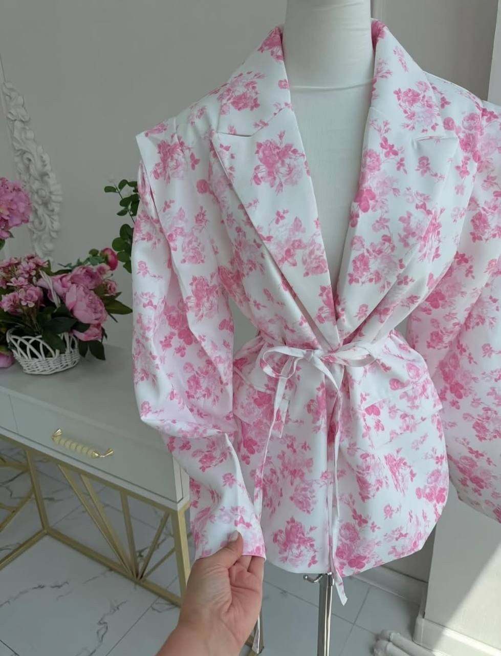 пиджак оверсайз с цветочным принтом leroy style,пиджак оверсайз в цветочек marysh collection,костюм с принтом,одежда женская,пиджак женский