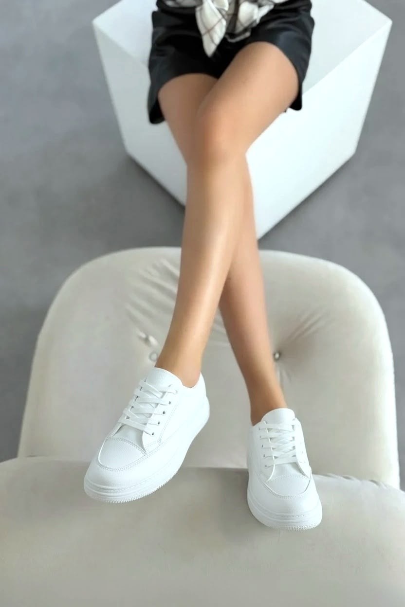 ,белые кроссовки женские,белые кроссовки,кроссовки женскиe,спортивная