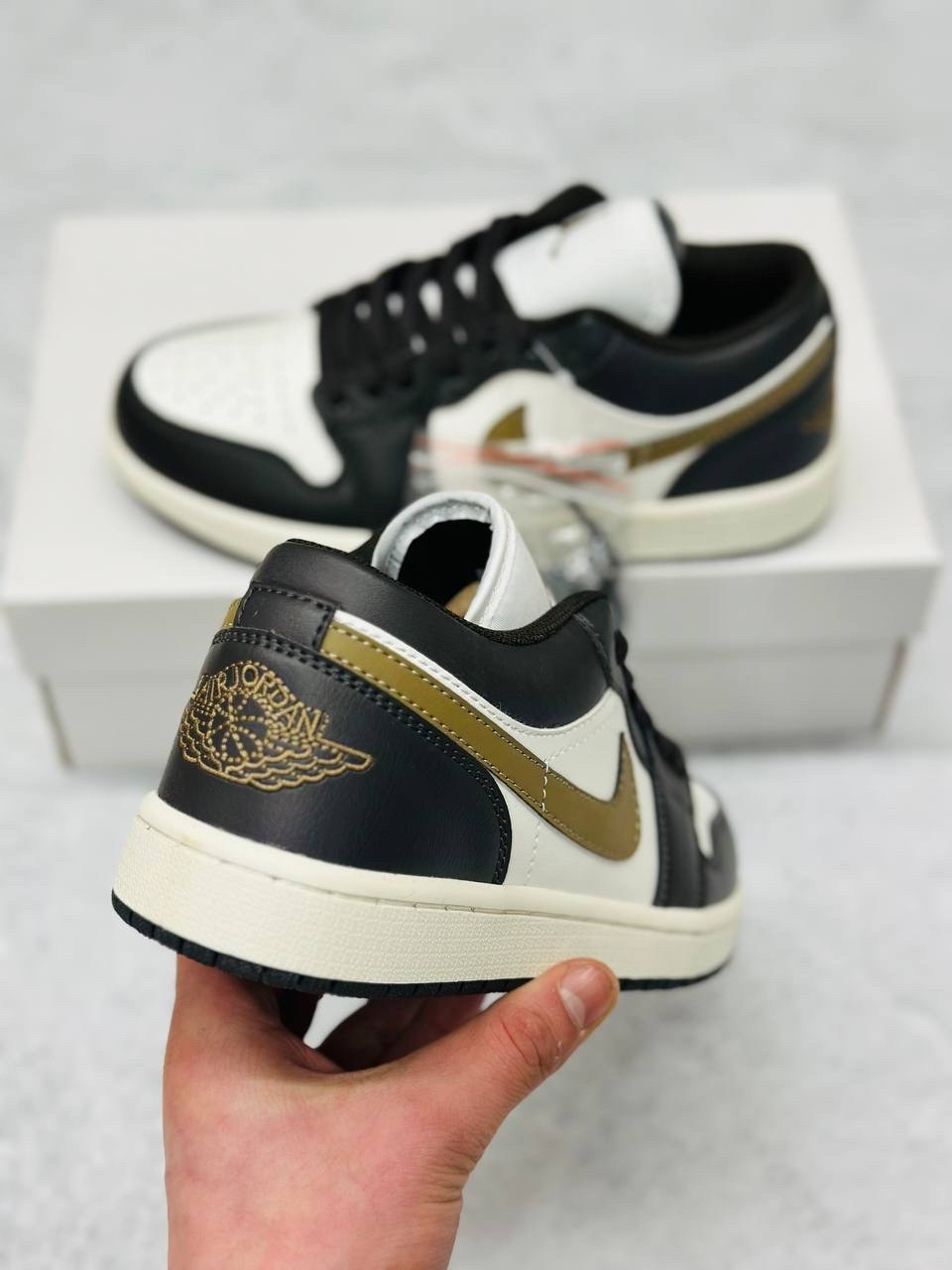 кроссовки кожа,jordan 1 low gold toe, женская,shadow brown air jordan 1 low,nike air jordan 1 low