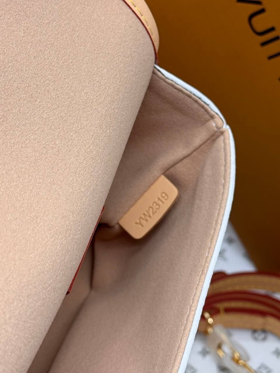 сумка louis vuitton,louis vuitton женская сумка,louis vuitton сумка на плечо,louis vuitton monogram multicolore,сумка луи виттон белая