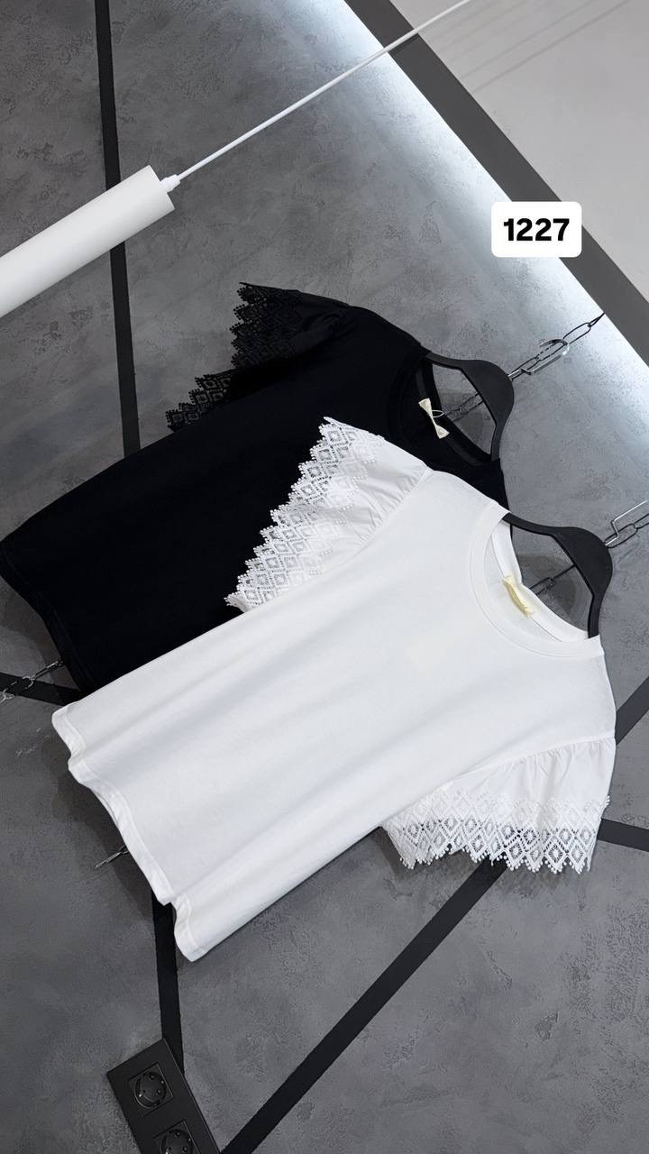 футболка с кружевами,футболка с кружевом,футболка кружевная,украшение футболки кружевом,футболка с кружевными вставками