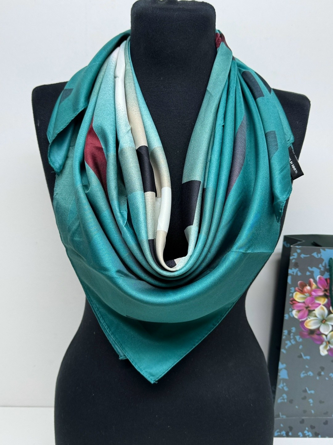 платки шелковые,платки шарф,платки тонки,женские платки,платки тонкие женские