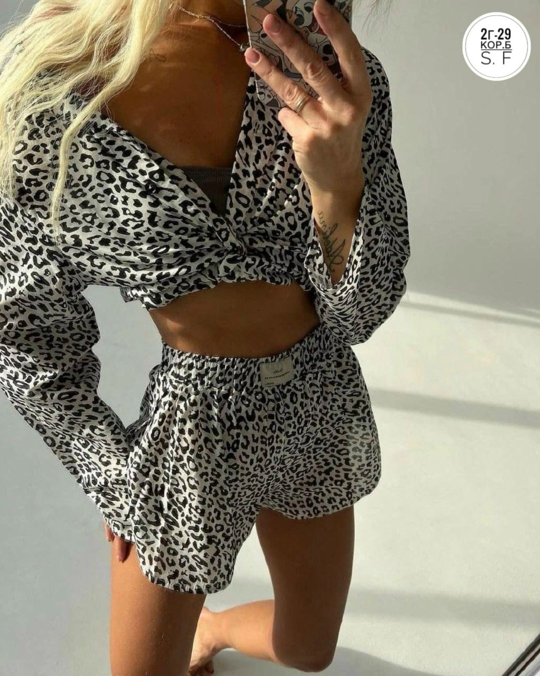 леопардовый костюм с шортами,женский костюм двойка,женский костюм с шортами,трикотажный комплект леопардовый с шортами,костюм летний двойка