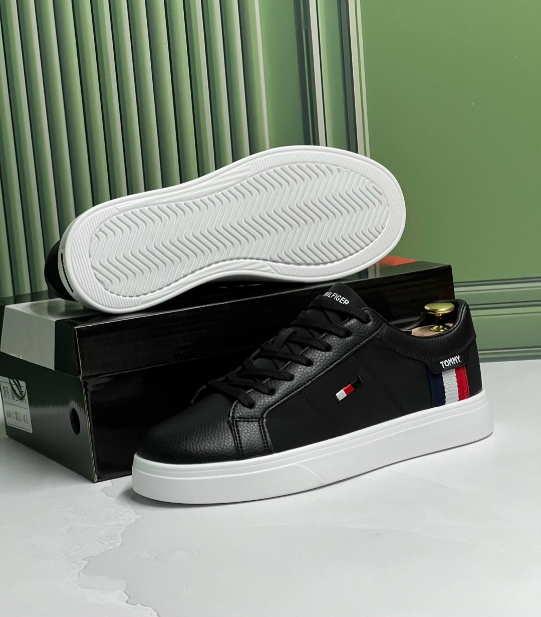 мужские повседневные кроссовки tommy hilfiger,мужские кроссовки tommy hilfiger,мужские повседневные кроссовки brecon tommy hilfiger синий,кеды tommy hilfiger,кроссовки tommy hilfiger