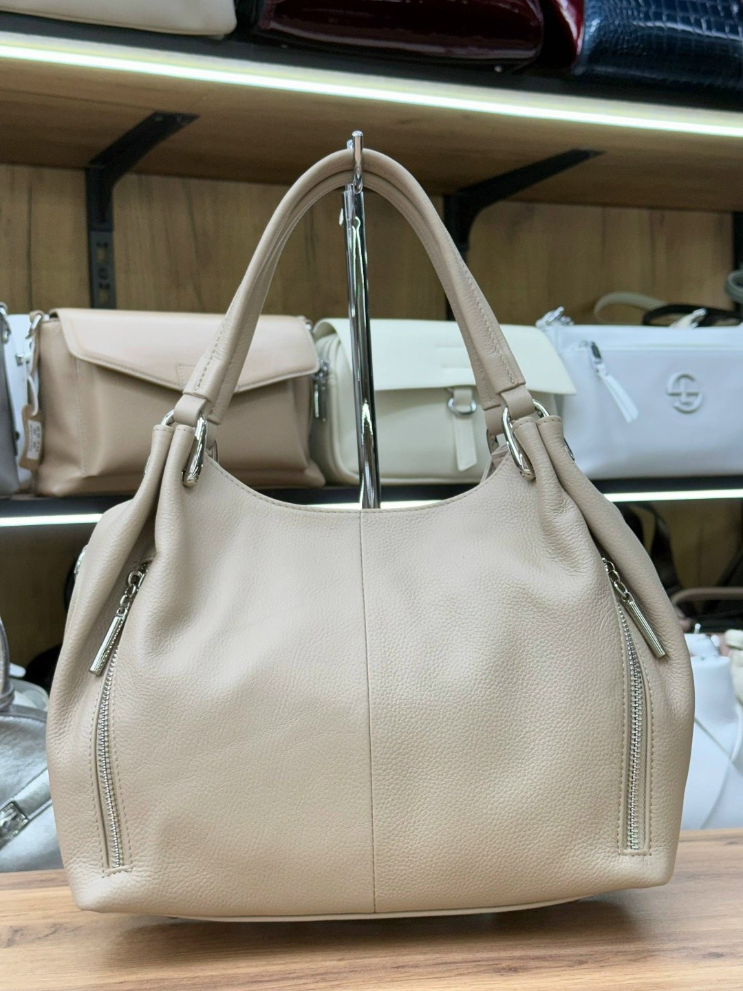 сумка,женская кожаная сумка,красная сумка,сумки женская,женская сумка из натуральной кожи