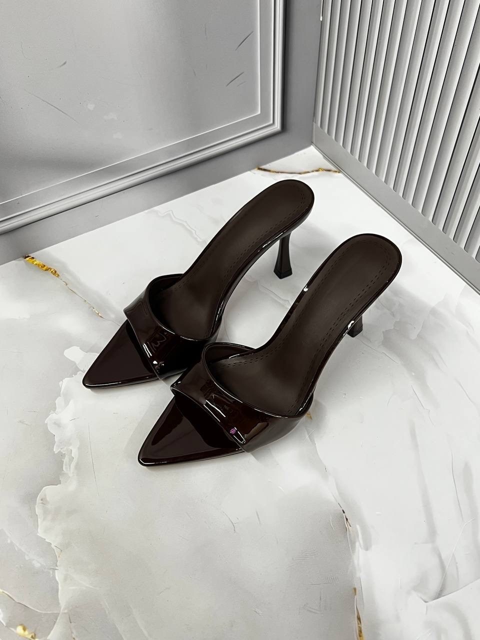 босоножки на каблуках,туфли босоножки,каблуки туфли,женская ,мюли на каблуке