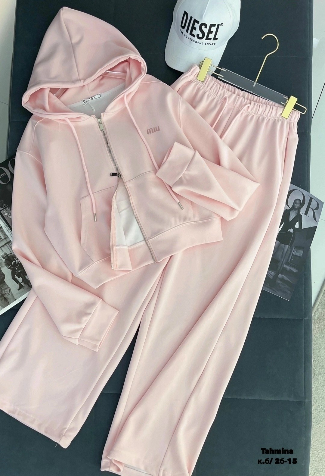 спортивные костюмы женские,спортивные костюмы,спортивные костюмы ,стильные спортивные костюмы,костюм спортивный с капюшоном оверсайз