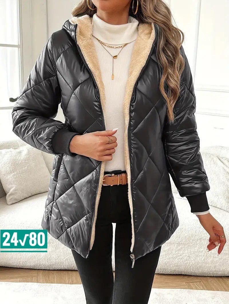 стеганая куртка с капюшоном,куртка,куртка женская черная,женская куртка,куртки зима