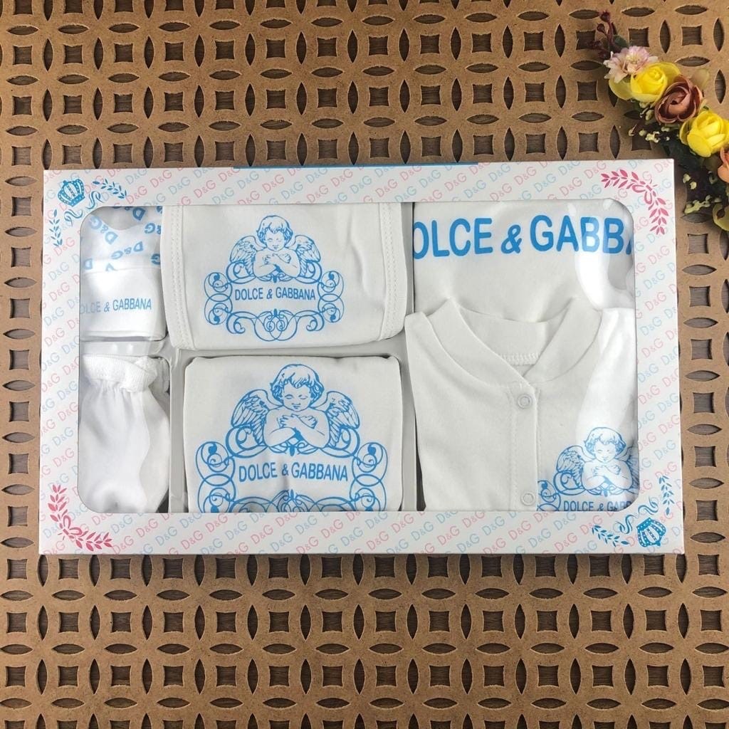 набор для новорожденного,в стиле шанель,набор одежды для новорожденного,комплект для новорожденного,одежда для новорожденного