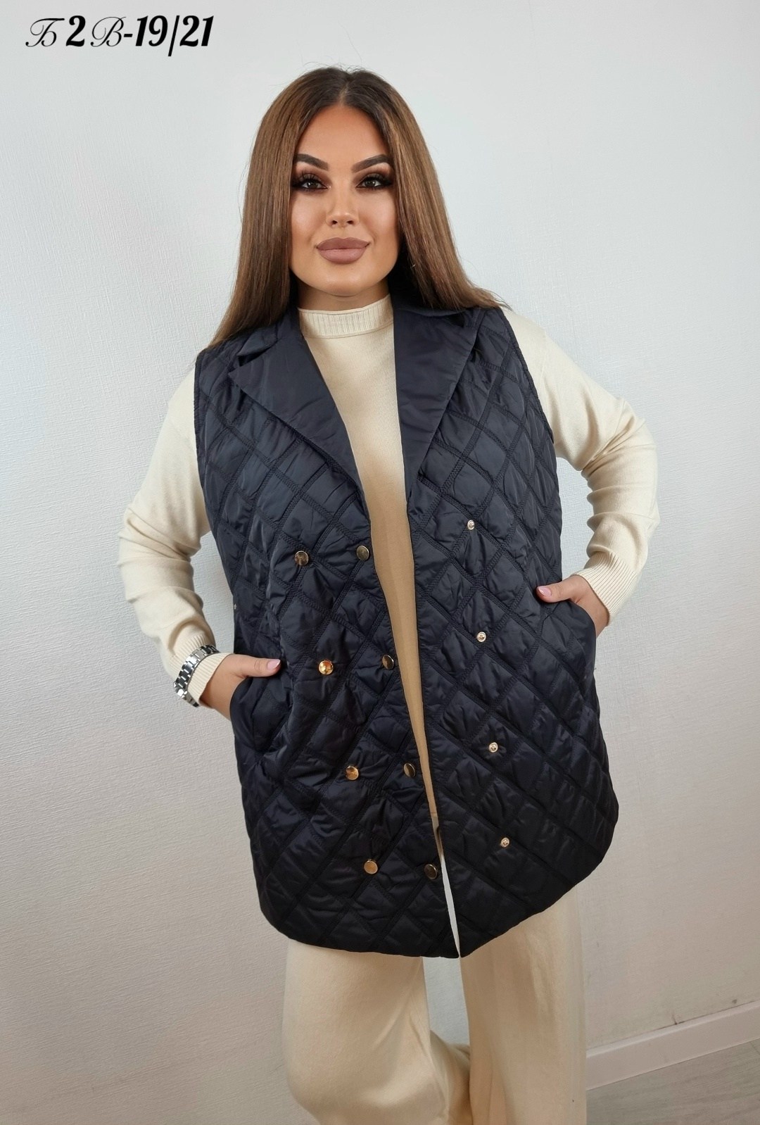 женская жилетка,жилет женский,жилет,удлиненные стеганые жилеты,жилет на синтепоне