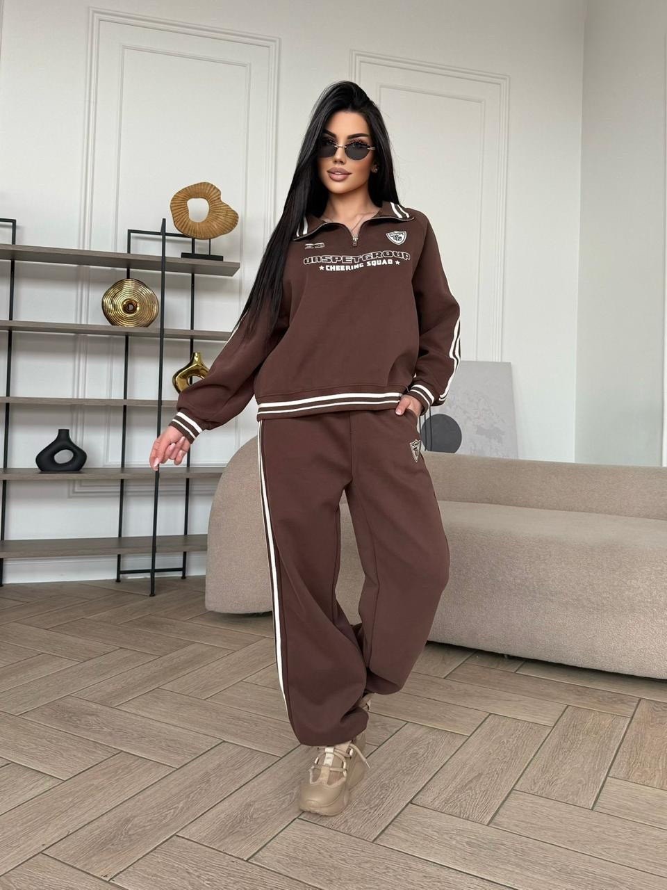 костюм спортивный женский,стильные костюмы,спортивный костюм,loro piana женский красный костюм,костюм спортивный женский красный