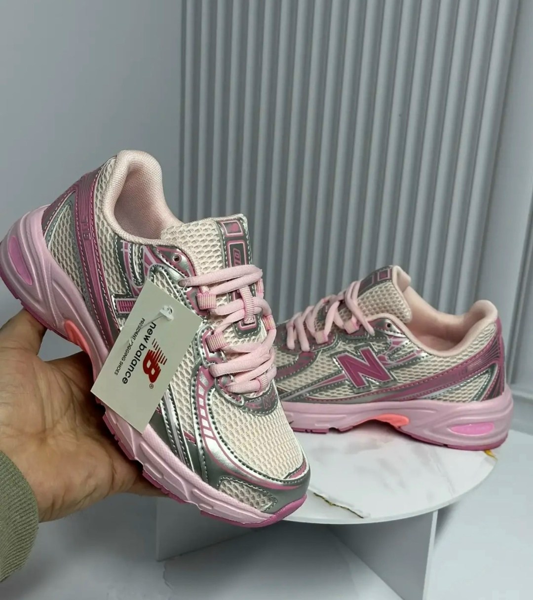 кроссовки для девочек,детские кроссовки,женские кроссовки,розовые кроссовки,кроссовки для детей