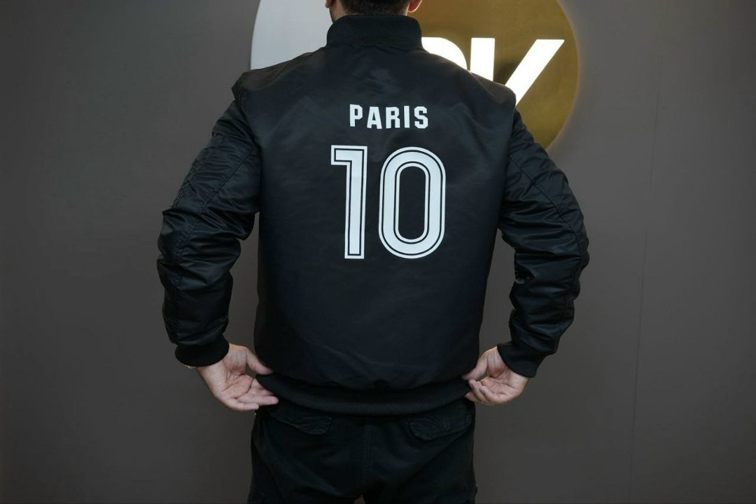 мужская куртка бомбер,куртка jordan paris saint germain psg,куртка psg jordan varsity jacket,куртка бомбер,куртка paris