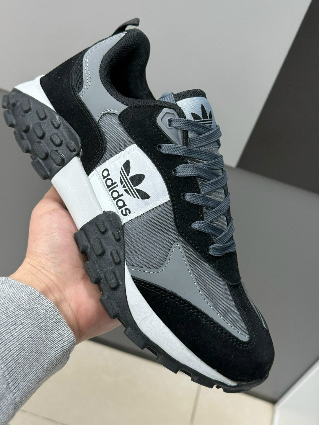 кроссовки adidas,мужские кроссовки adidas,кроссовки,кроссовки adidas nite jogger,adidas nite jogger core black carbon