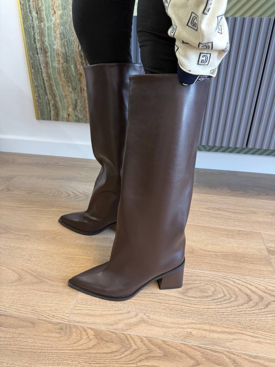 сапоги модные,сапоги,женские сапоги,высокие сапоги,остроносые женские высокие сапоги