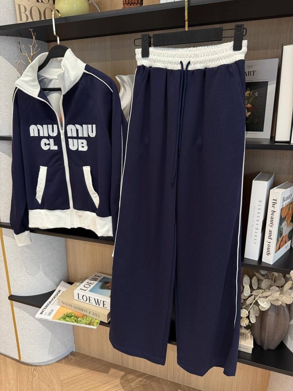 женский спортивный костюм,celine костюм женский,костюм спортивный,стильные костюмы,женский костюм