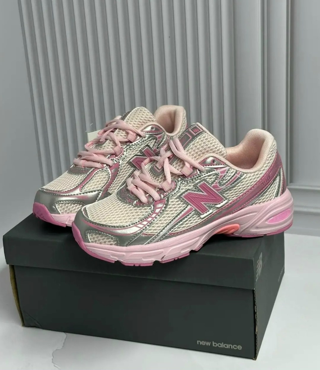 кроссовки для девочек,детские кроссовки,женские кроссовки,розовые кроссовки,кроссовки для детей