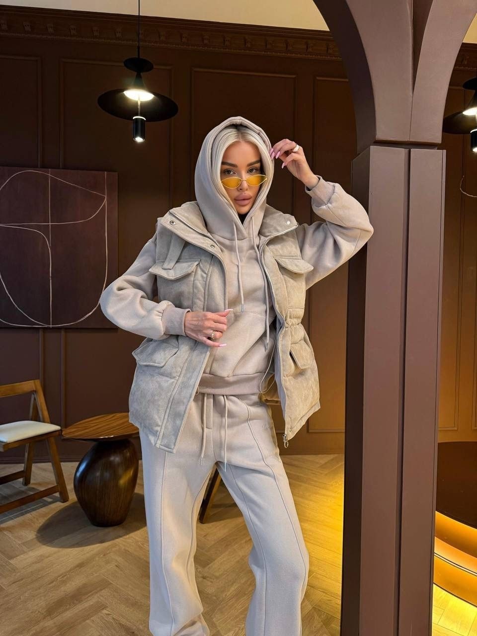 костюм тройка на флисе,женский костюм тройка,miu miu женский бежевый костюм тройка,женский костюм тройка на флисе schiaparelli premium - beige,комплект жилет