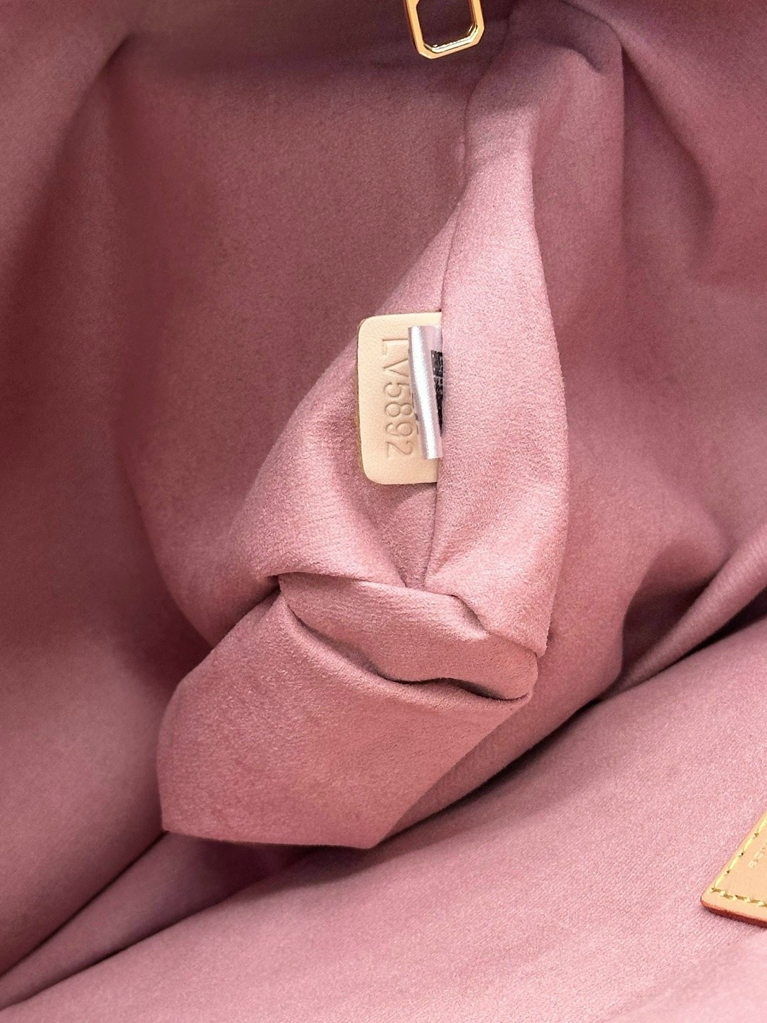 сумки луи виттон,сумка луи виттон женская,сумка хобо луи виттон,сумочка луи виттон,cумка louis vuitton