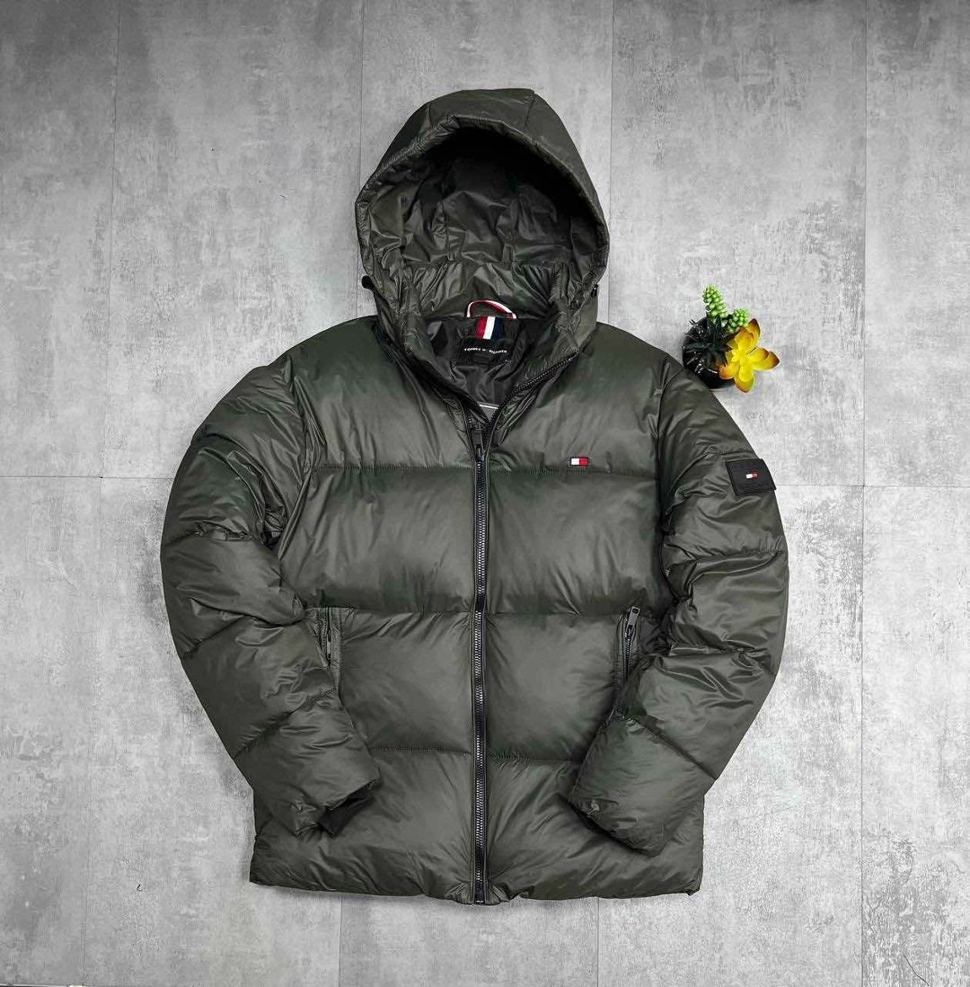 зимняя куртка tommy hilfiger,мужские пуховики tommy hilfiger,пуховик tommy hilfiger с отстегным капюшоном,короткий пуховик со съемным капюшоном tommy hilfiger белый,пуховик мужской tommy hilfiger l ра