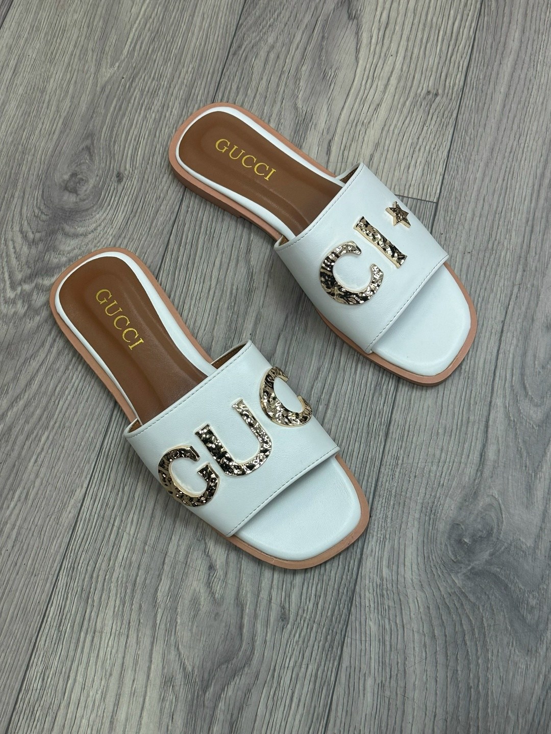 ,шлепанцы женские,шлепки женские,модные тапочки,босоножки gucci