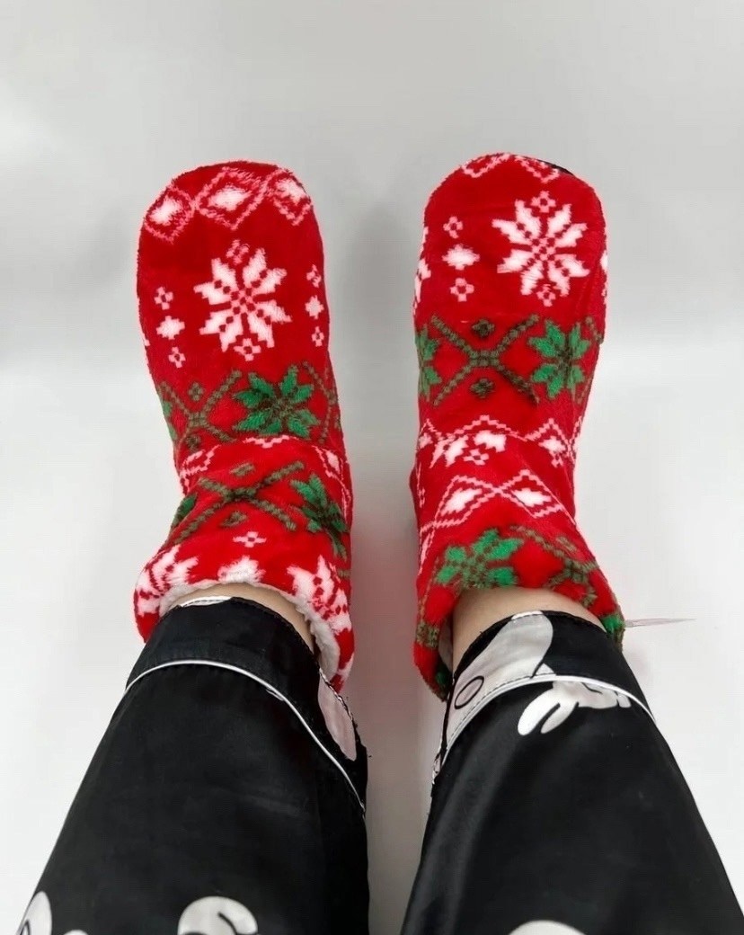 носки новогодние женские,тапочки носки домашние теплые k&h collection,тапочки домашние новогодние,тапочки домашние женские,носки новогодние