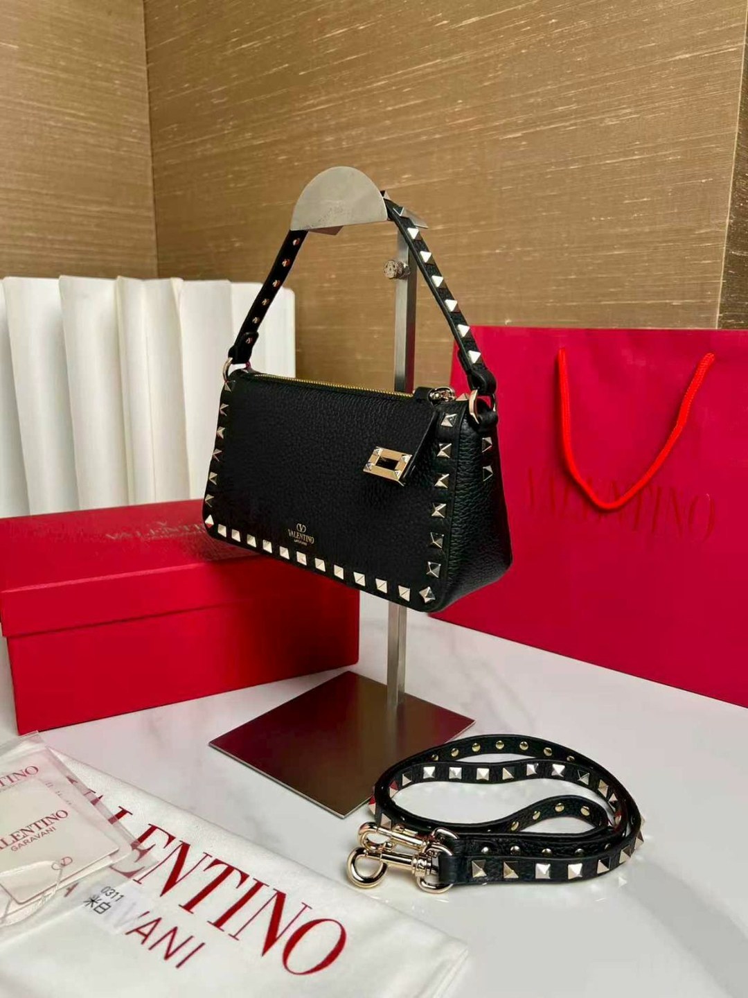 сумки valentino,модная сумка,сумка,сумки женская,сумки на плечо кросс боди