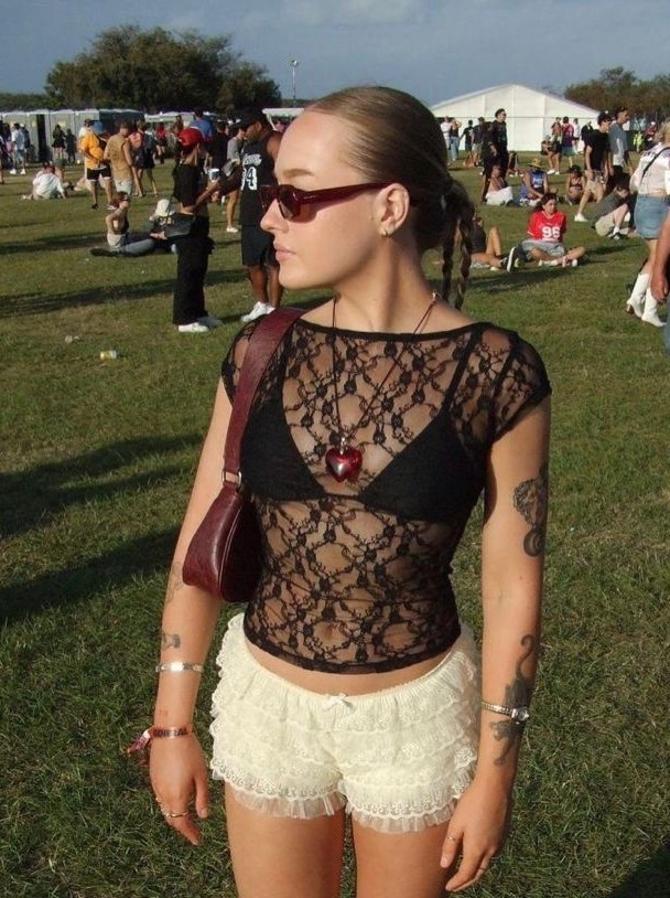 кружевное боди,девушка,кружевное платье,прозрачное боди кружевное,боди блузка с кружевом