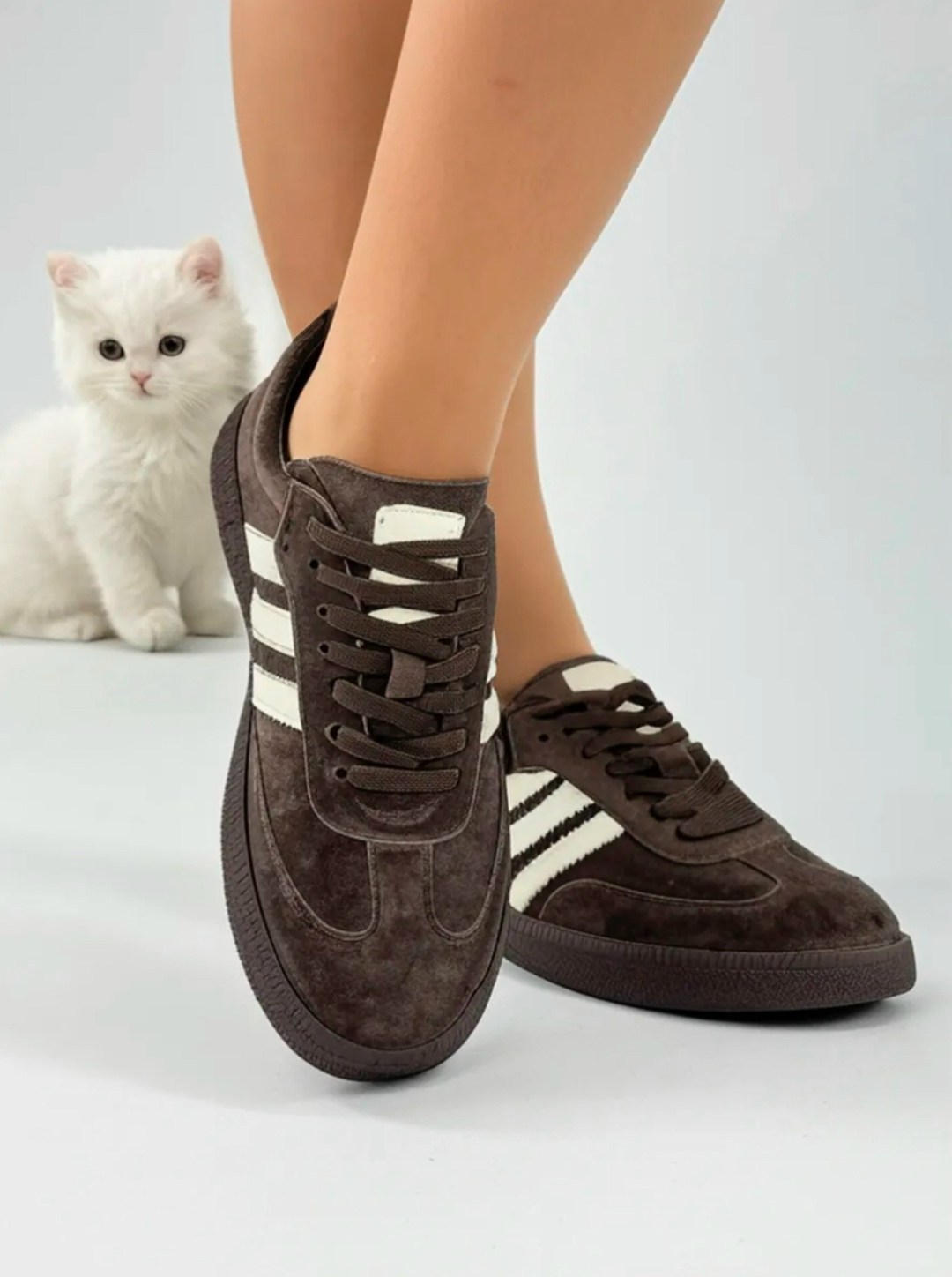 ,кроссовки adidas spezial,коричневые кроссовки адидас,кроссовки женские,кроссовки замша