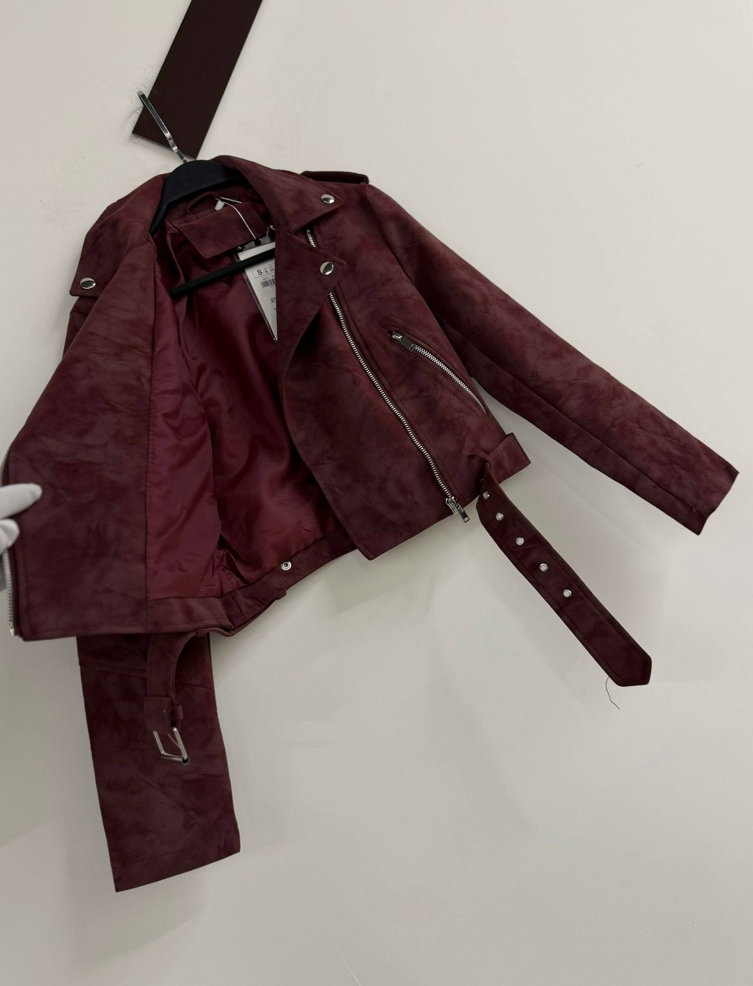 женская байкерская куртка из искусственной замши,коричневая женская куртка из натуральной мягкой замши байкерская,женская байкерская куртка из искусственной кожи,женская замшевая куртка косуха коричне